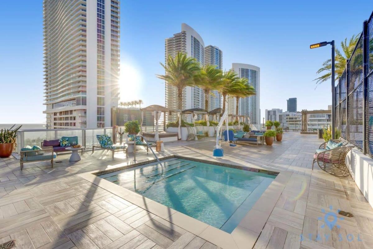 Jungle Experience, High Floor, Pools Apartment Hollywood Exterior photo