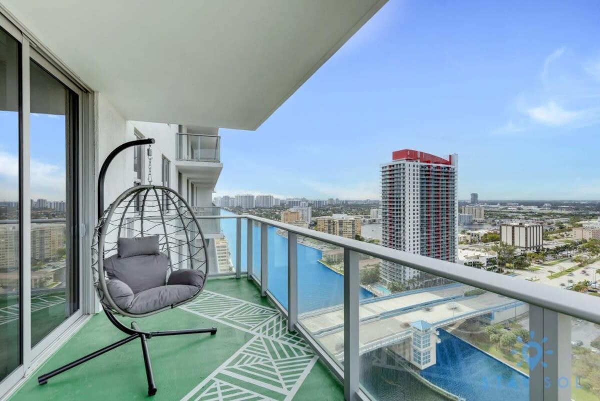 Jungle Experience, High Floor, Pools Apartment Hollywood Exterior photo